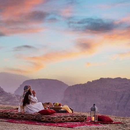 Grand Mercure Petra Wadi Musa Exterior photo
