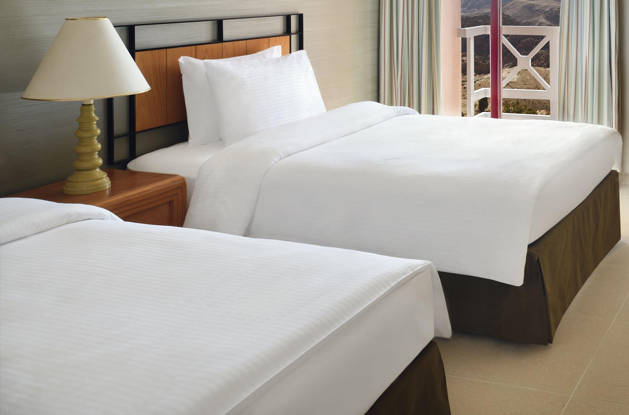 Grand Mercure Petra Wadi Musa Exterior photo