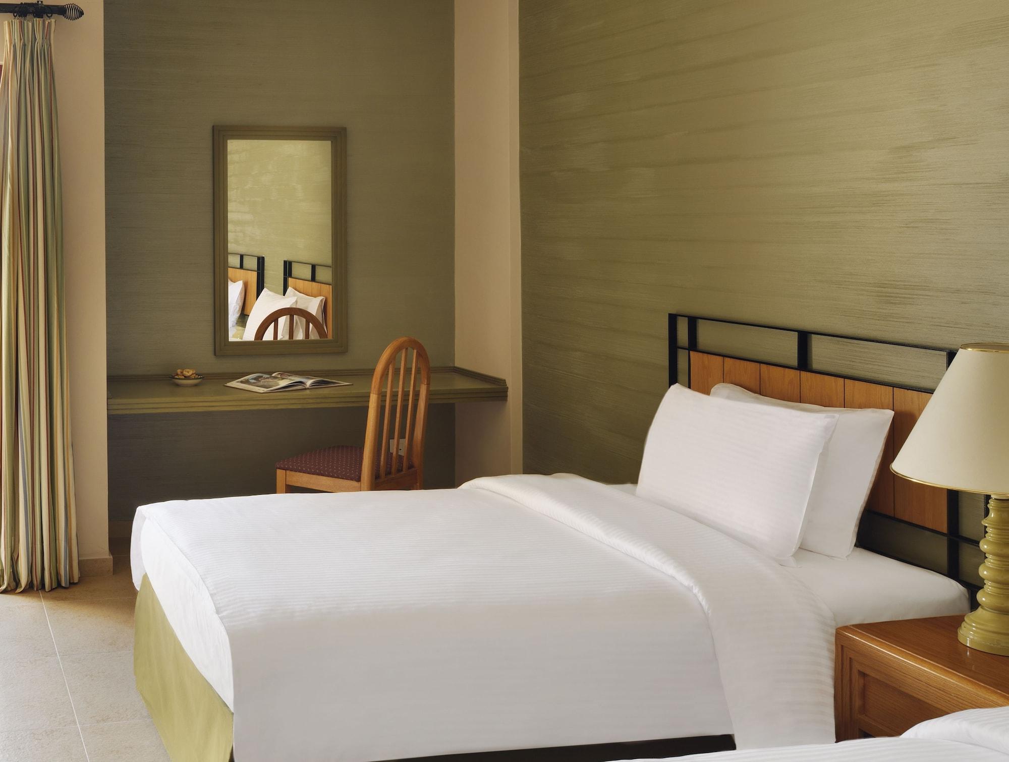 Grand Mercure Petra Wadi Musa Exterior photo