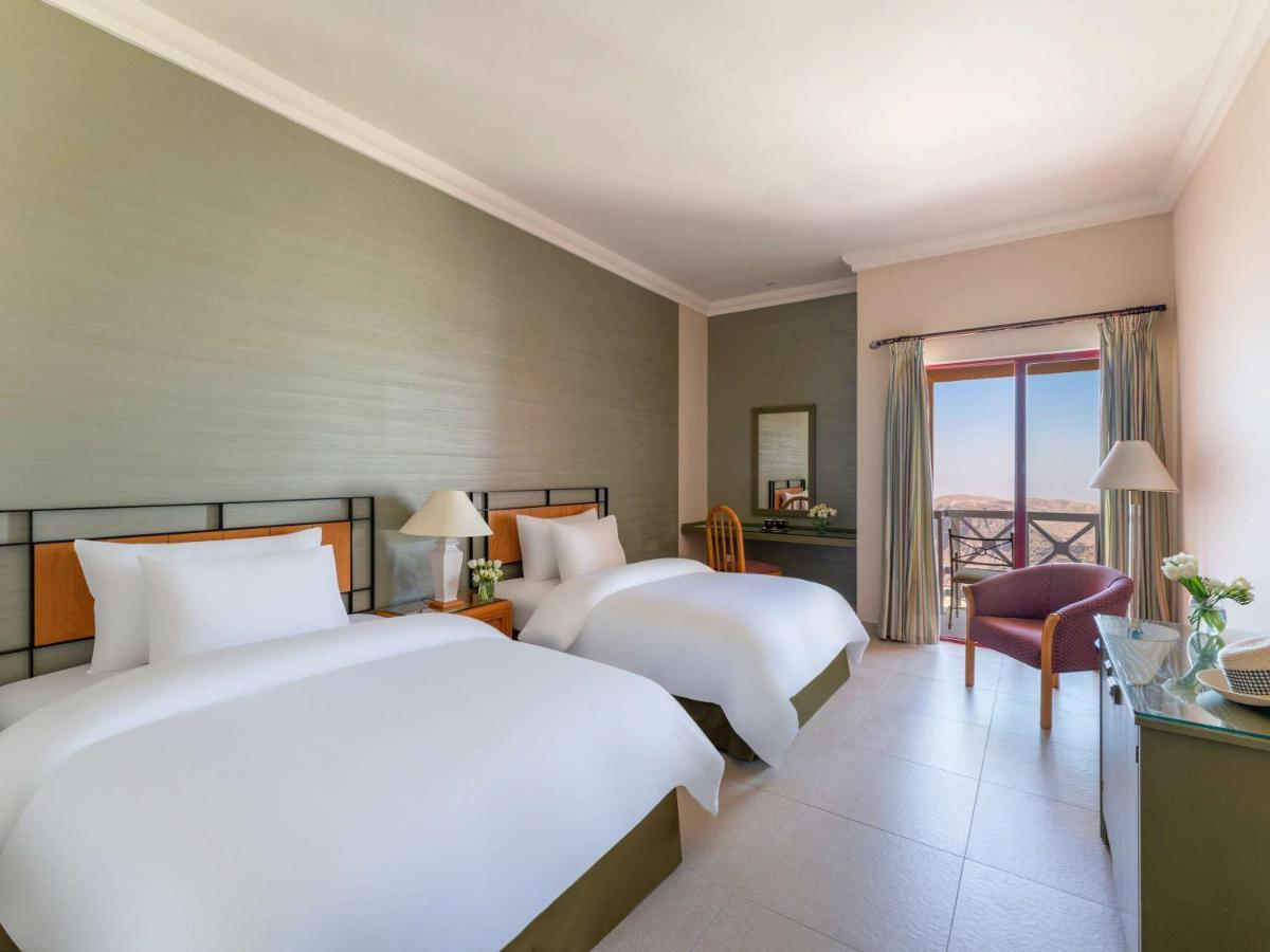 Grand Mercure Petra Wadi Musa Exterior photo