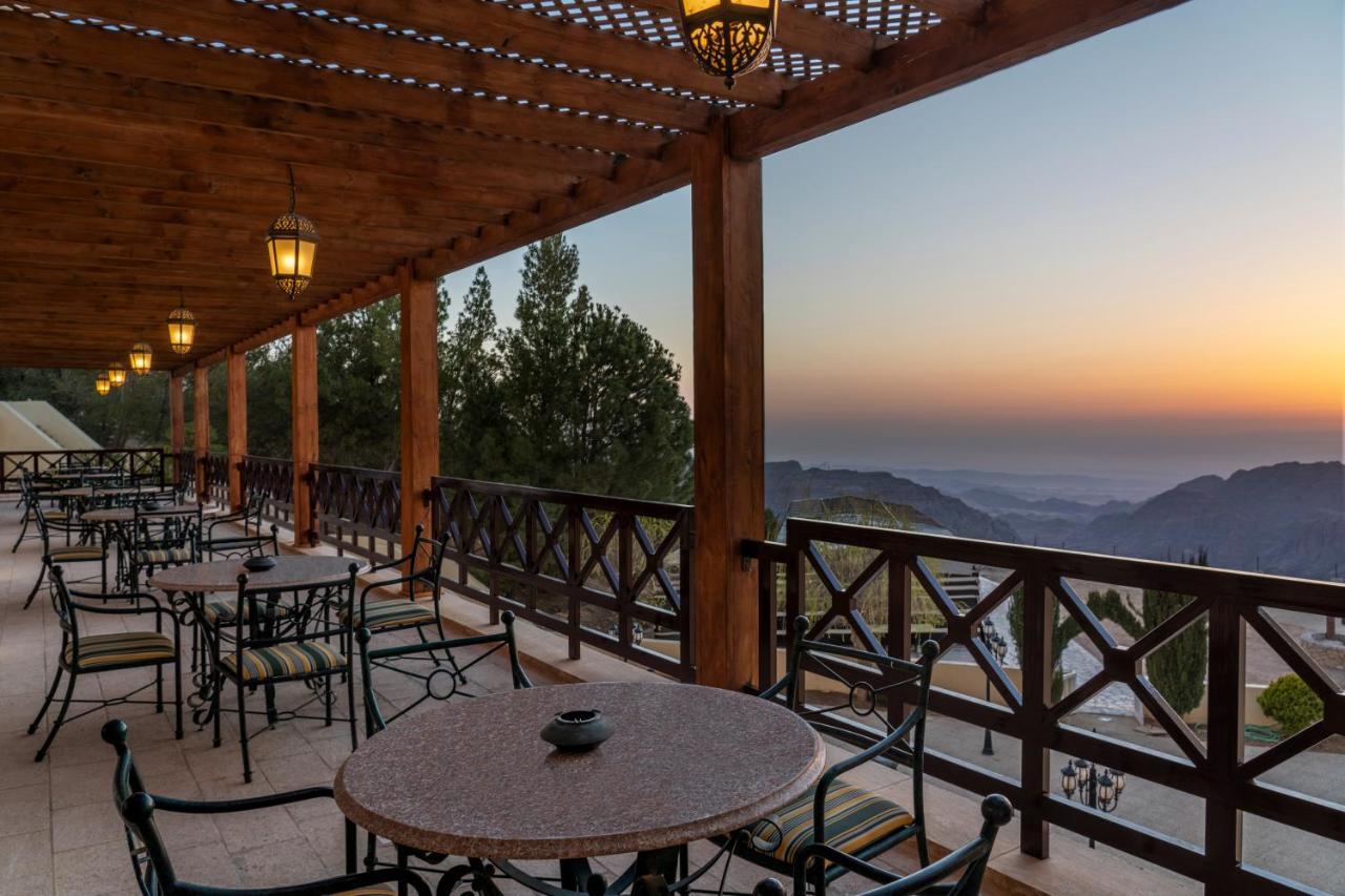 Grand Mercure Petra Wadi Musa Exterior photo