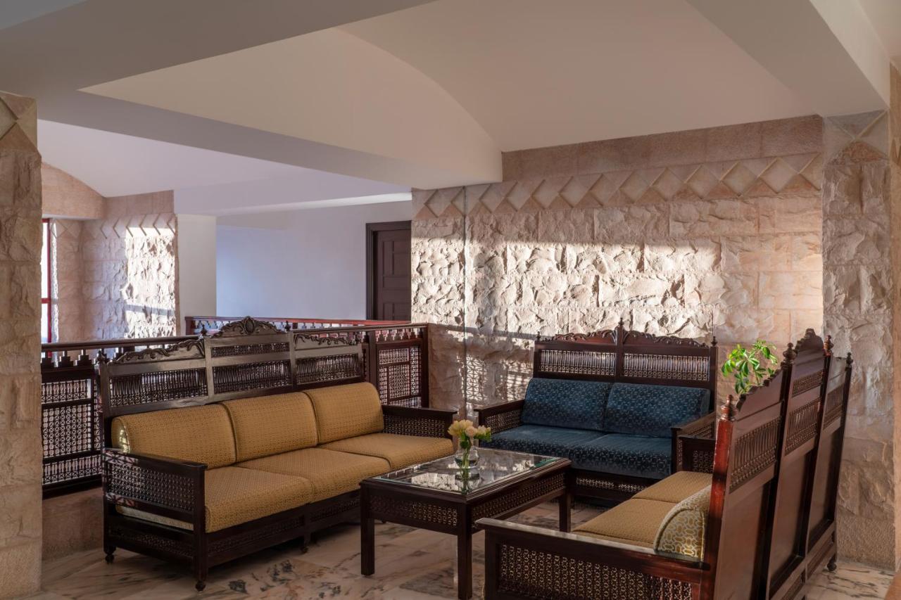 Grand Mercure Petra Wadi Musa Exterior photo