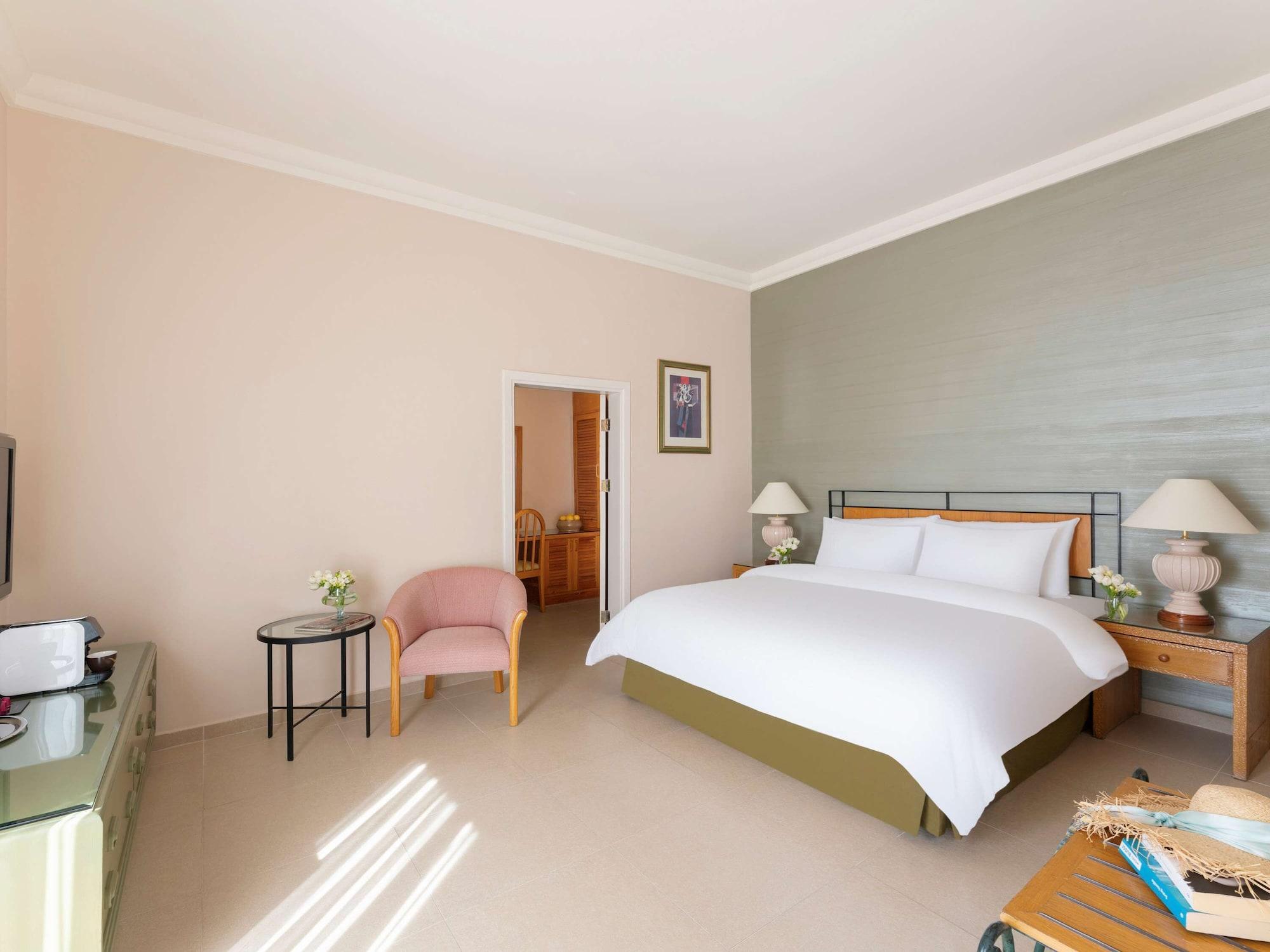 Grand Mercure Petra Wadi Musa Exterior photo